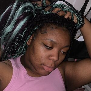 Meet your Posher, Mysia